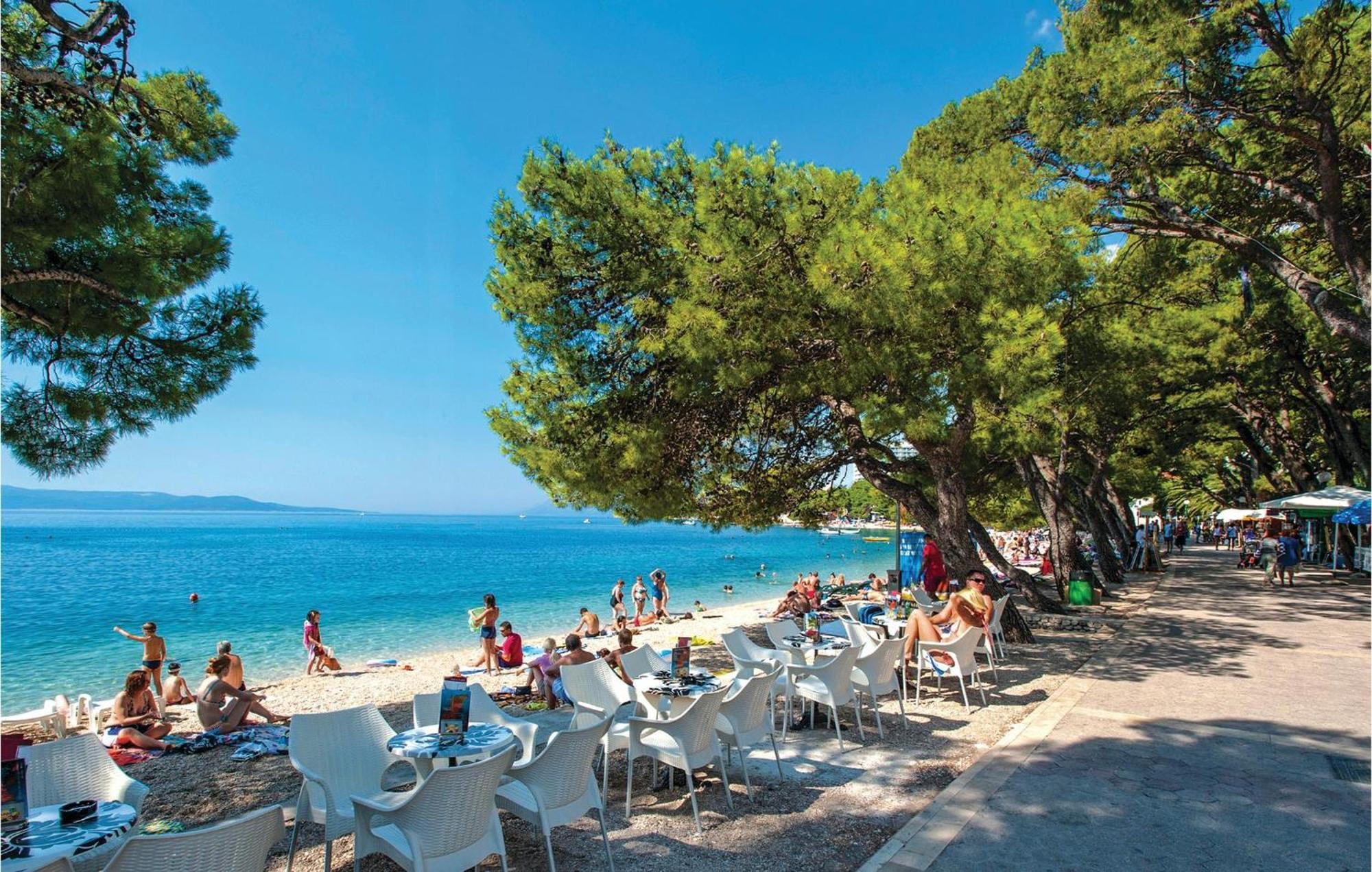Awesome Apartment In Makarska With Wifi Eksteriør billede